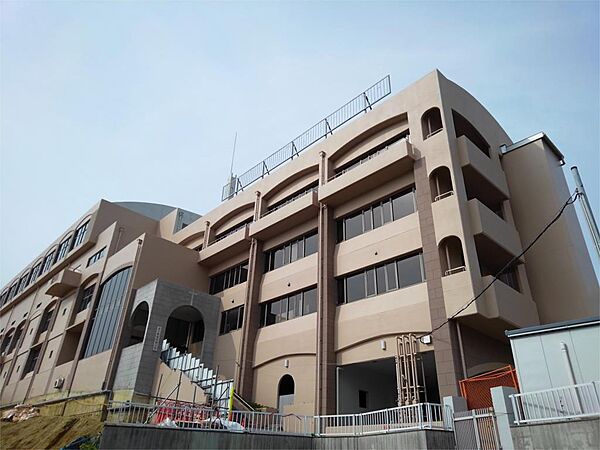 画像18:私立神戸教育短期大学（775m）