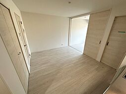 エフ アセシア デュマリス 2階1LDKのリビング/ダイニング