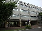 神戸市立長田中学校（668m）