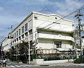 神戸市立板宿小学校（732m）