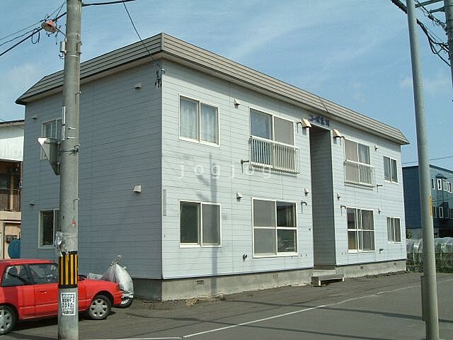 2 / 4