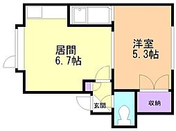 メゾンドトワル 2階