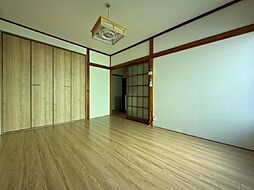 居間