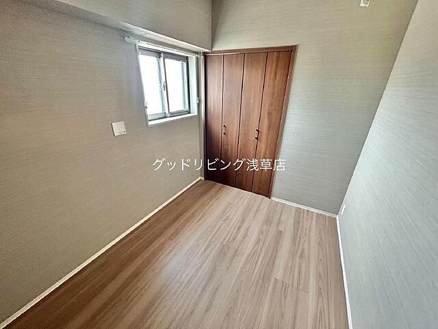 寝室