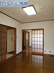 居間