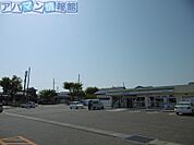 ファミリーマート新潟中野山五丁目店 69m