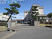 新潟市立曽野木中学校 469m