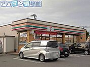 セブンイレブン新潟曽川店 387m
