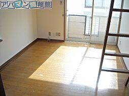 居間
