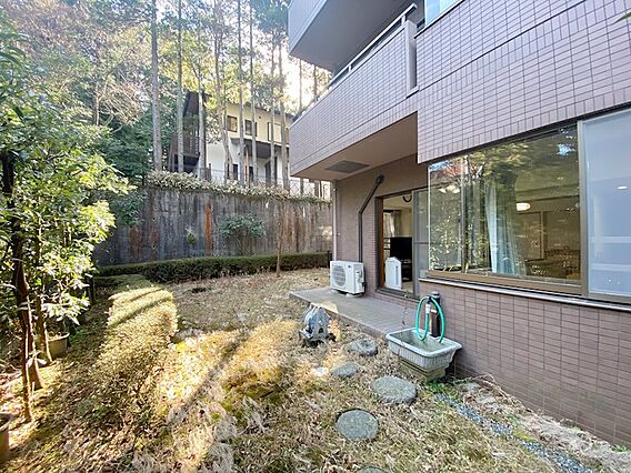 【専用庭】屋外...