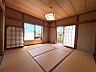 その他：【2階和室】角部屋ですので二面採光で陽当たり良好です。
