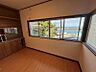 室内：【2階】部屋からも海が見えます