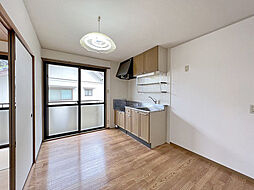 セジュ−ル新別府 201 2階3DKのリビング/ダイニング