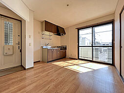 ファミ−ル A201