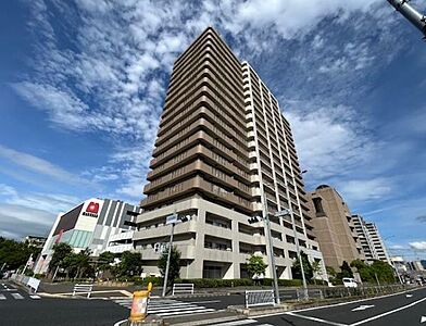 外観：光明池駅から徒歩5分の好立地です