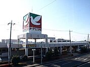 ヨークベニマル御幸ヶ原店 722m