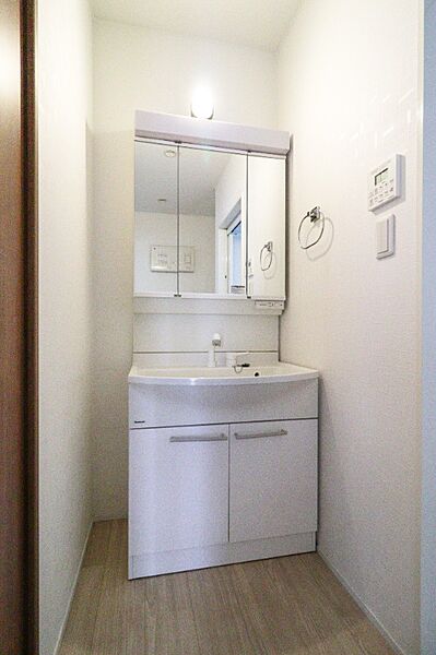 detached 栃木県宇都宮市上戸祭町

地図を見る