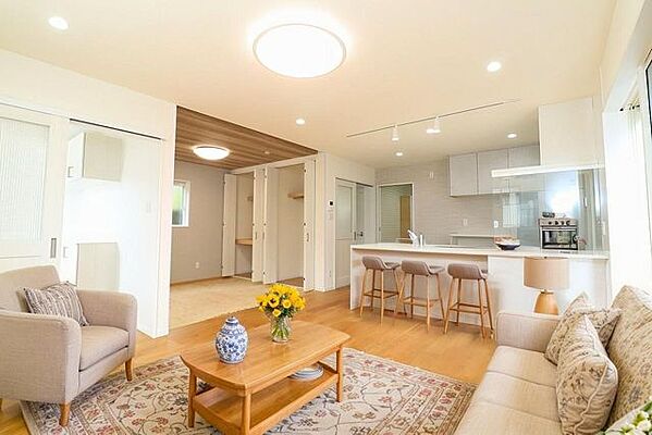 リビング/ダイニング 戸建 下伊敷3丁目／2区画