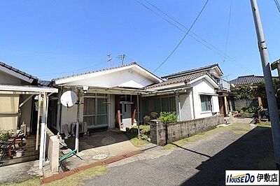 外観：【外観写真】・南向きで陽当たり良好・敷地49.47坪