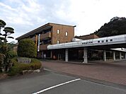 郡山支所[郡山支所]郡山支所は、地域の拠点として、また、地域社会のふれあいの場としての機能を発揮するために、市民サービスの向上に努めています。 2450m