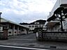 周辺：郡山中学校【鹿児島市立郡山中学校】は、郡山町に位置する1947年創立の中学校です。令和3年度の生徒数は191人で、11クラスあります。校訓は「誠実・思考・根性」です。 1980m