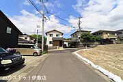 【前面道路】北側前面道路、東方面交通量少なめです