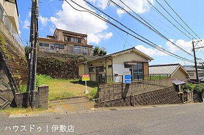 外観:【外観写真】・敷地64坪と広々!平屋建て、2階建て×庭付×駐車複数台可能・既存建物は解体更地渡し 外観:【外観写真】・敷地64坪と広々!平屋建て、2階建て×庭付×駐車複数台可能・既存建物は解体更地渡し
