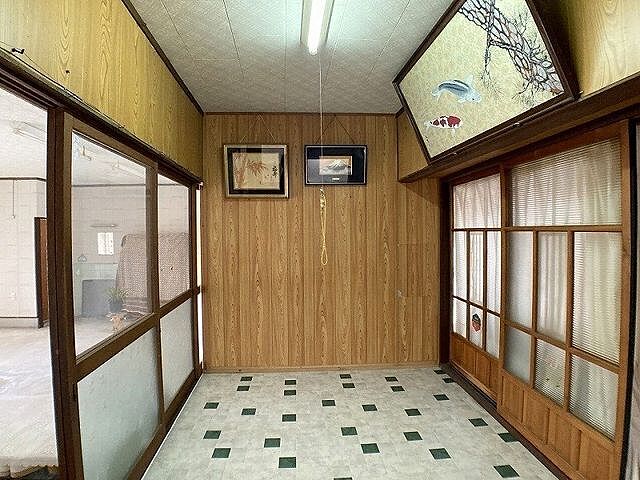 室内 米子市尾高