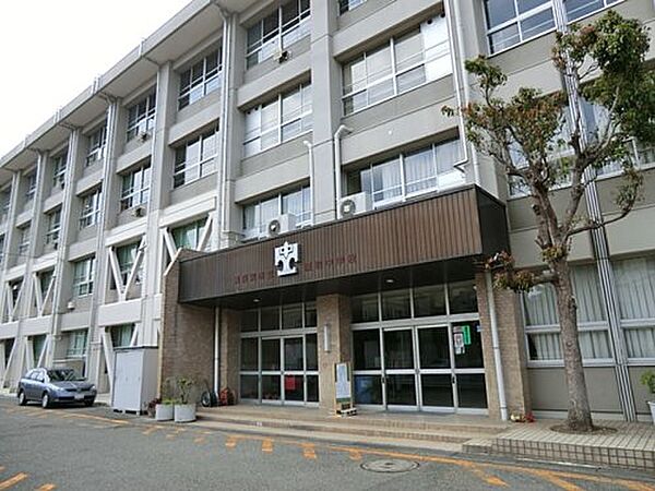 画像28:【中学校】横須賀市立鷹取中学校まで1696ｍ