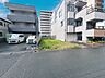 外観：前面道路含む現地写真