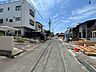 外観：前面道路含む現地写真