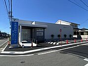 吉岡内科クリニック　内科、消化器内科、小児科を標榜し、各種検診、予防接種、往診にも対応しています。胃、大腸カメラ検査も可能です。 780m