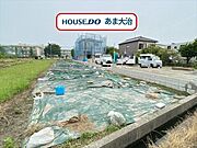 都市ガス、電気、上下水道、側溝の設置もあります。近隣にはスーパー等もあり安心して新生活をスタートしていただけそうです。