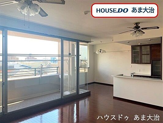リビング/ダイニング ラドーニ甚目寺大地の館 4階/-