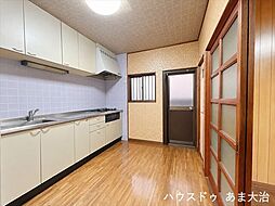 大治町三本木米野:キッチン
