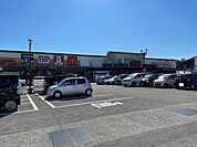 サニーアクシス南国店 2700m