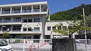 高知市立泉野小学校 950m