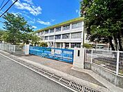 三里小学校 1610m