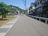 外観：前面道路含む現地写真