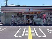 セブン-イレブン 高知朝倉西町店 1000m