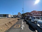 西側道路 北から南方向