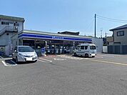 ローソン高知南万々店 450m