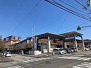 サンシャイン ヴィアン店 750m