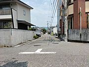 西側道路 南から北方向