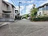 外観：北側道路 東から西方向