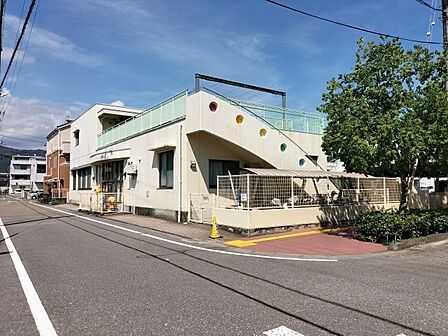江の口東保育園 90m