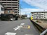 外観：前面道路含む現地写真