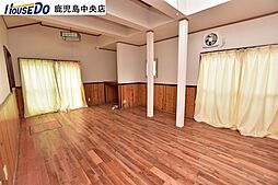 居間