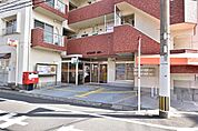 鹿児島紫原一郵便局【鹿児島紫原一郵便局】鹿児島市紫原1丁目にある郵便局です。駐車場2台郵便　平日9