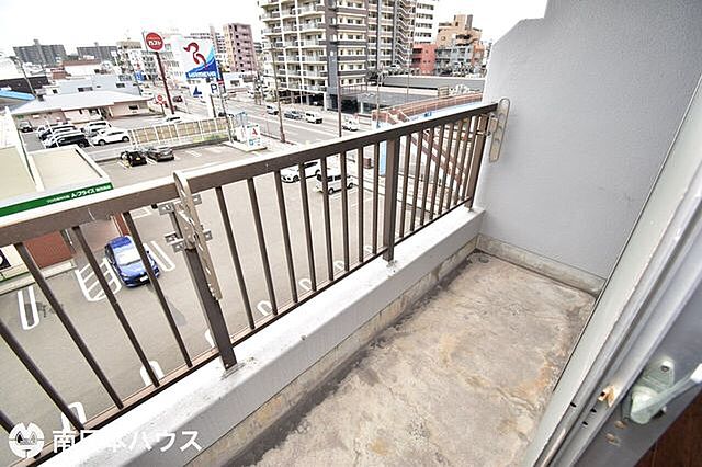 バルコニー トーカングランドマンション第2南林寺シーサイド 4階/-